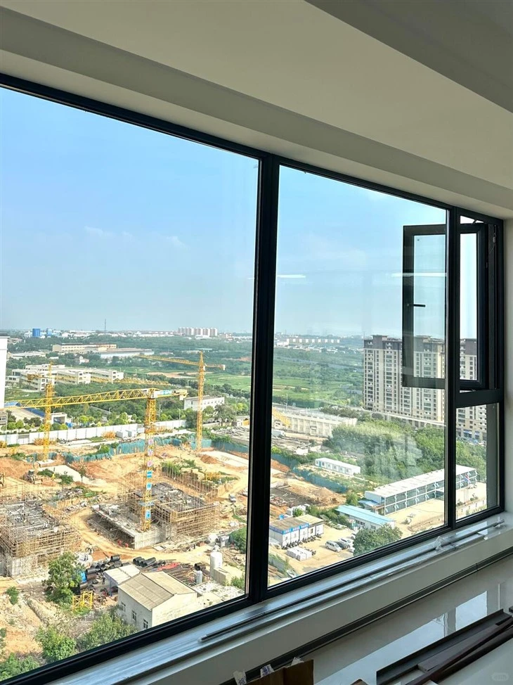 Stormproof Aluminium Casement Windows factory
